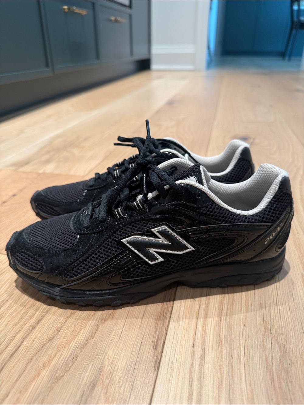 New Balance 204l Unisex Black and Gray Running Sneakers. Excellent condition.